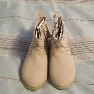 Nwt! Gymboree size 8 shoes
